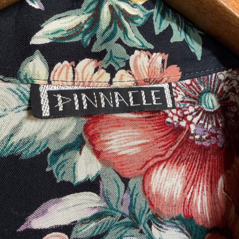 Vintage Pinnacle Floral Button Up Shirt 100% Rayon ILGWU Made in USA Black Large - Picture 2 of 9